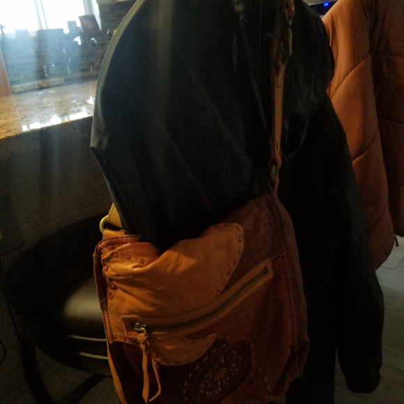 Lucky Brand Handbags - Lucky Brand Tote